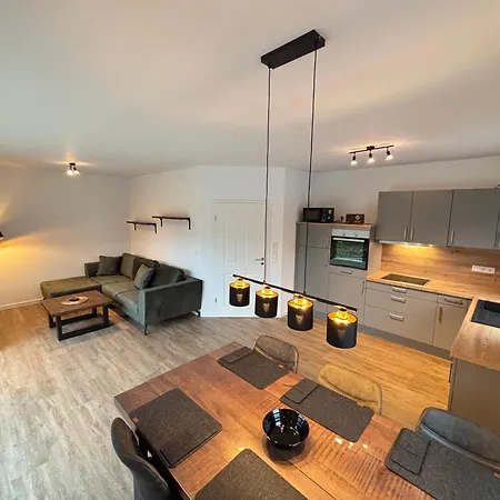 Zur Bruegg 1 Holiday home *